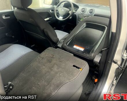 Серый Форд Фьюжн, объемом двигателя 1.6 л и пробегом 203 тыс. км за 5999 $, фото 7 на Automoto.ua