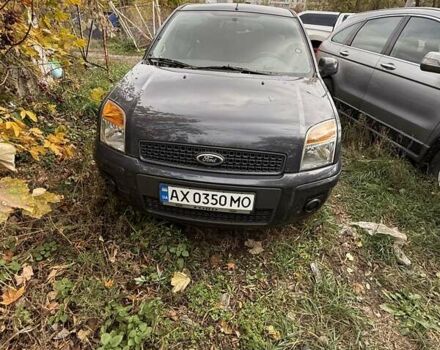 Серый Форд Фьюжн, объемом двигателя 1.39 л и пробегом 46 тыс. км за 2200 $, фото 1 на Automoto.ua