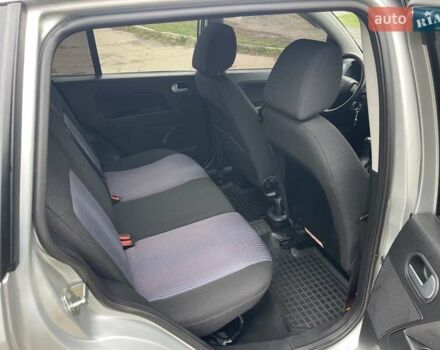 Сірий Форд Фьюжен, об'ємом двигуна 1.4 л та пробігом 130 тис. км за 5699 $, фото 11 на Automoto.ua