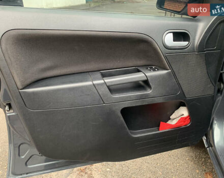 Серый Форд Фьюжн, объемом двигателя 1.39 л и пробегом 188 тыс. км за 6500 $, фото 8 на Automoto.ua