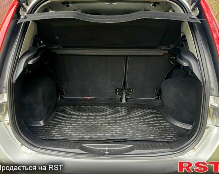 Серый Форд Фьюжн, объемом двигателя 1.4 л и пробегом 129 тыс. км за 5650 $, фото 7 на Automoto.ua