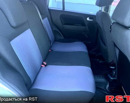Серый Форд Фьюжн, объемом двигателя 14 л и пробегом 138 тыс. км за 6800 $, фото 7 на Automoto.ua