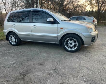 Серый Форд Фьюжн, объемом двигателя 1.4 л и пробегом 130 тыс. км за 5699 $, фото 7 на Automoto.ua