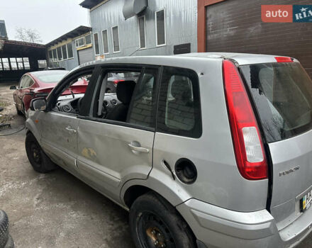 Серый Форд Фьюжн, объемом двигателя 0 л и пробегом 10 тыс. км за 1250 $, фото 5 на Automoto.ua