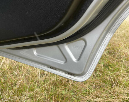 Сірий Форд Фьюжен, об'ємом двигуна 1.39 л та пробігом 262 тис. км за 5200 $, фото 24 на Automoto.ua