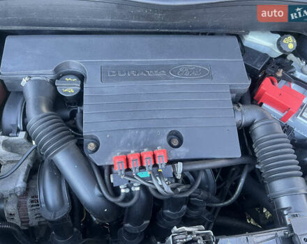 Серый Форд Фьюжн, объемом двигателя 1.4 л и пробегом 139 тыс. км за 5600 $, фото 7 на Automoto.ua