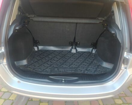 Сірий Форд Фьюжен, об'ємом двигуна 1 л та пробігом 52 тис. км за 7200 $, фото 10 на Automoto.ua