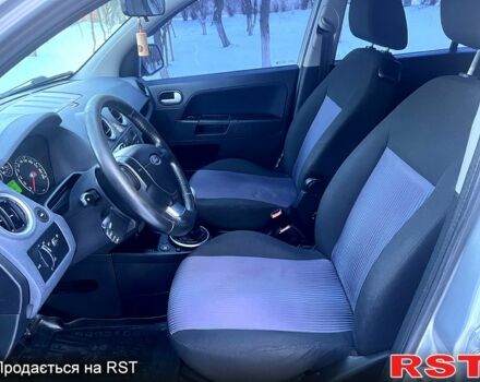 Серый Форд Фьюжн, объемом двигателя 14 л и пробегом 138 тыс. км за 6800 $, фото 4 на Automoto.ua
