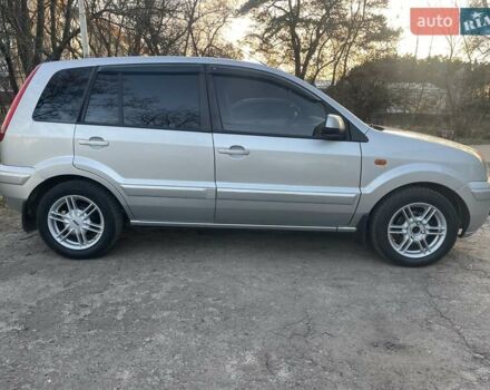 Серый Форд Фьюжн, объемом двигателя 1.4 л и пробегом 130 тыс. км за 5699 $, фото 1 на Automoto.ua