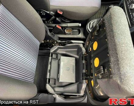 Форд Фьюжен 2011 у Нежине на Automoto.ua Сірий Форд Фьюжен, об'ємом двигуна 1.4 л та пробігом 147 тис. км за 5500 $, фото 10 на Automoto.ua