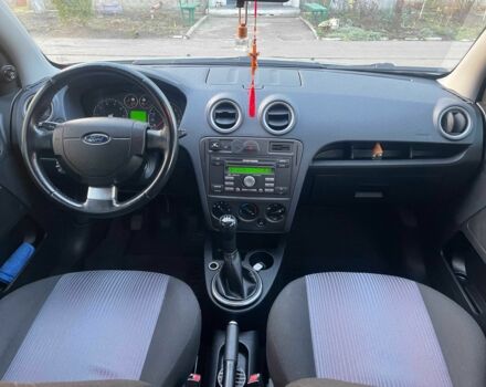 Серый Форд Фьюжн, объемом двигателя 1.4 л и пробегом 130 тыс. км за 5699 $, фото 12 на Automoto.ua