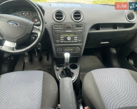 Сірий Форд Фьюжен, об'ємом двигуна 1.6 л та пробігом 143 тис. км за 5999 $, фото 8 на Automoto.ua