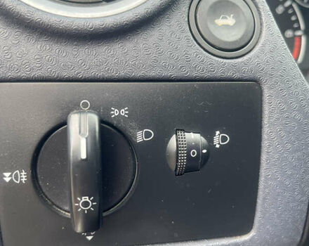 Сірий Форд Фьюжен, об'ємом двигуна 1.6 л та пробігом 143 тис. км за 5999 $, фото 9 на Automoto.ua