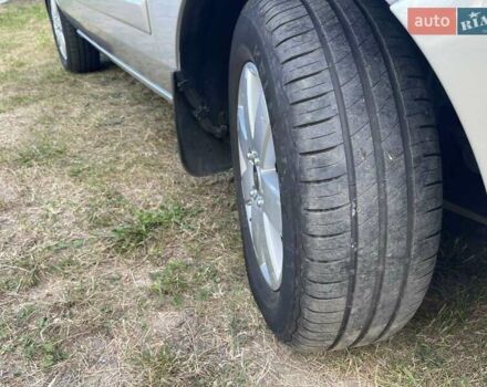 Сірий Форд Фьюжен, об'ємом двигуна 1.4 л та пробігом 132 тис. км за 5999 $, фото 18 на Automoto.ua