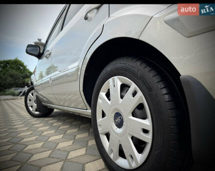 Серый Форд Фьюжн, объемом двигателя 1.4 л и пробегом 81 тыс. км за 7500 $, фото 52 на Automoto.ua