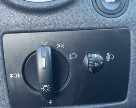 Сірий Форд Фьюжен, об'ємом двигуна 1.4 л та пробігом 139 тис. км за 5600 $, фото 15 на Automoto.ua