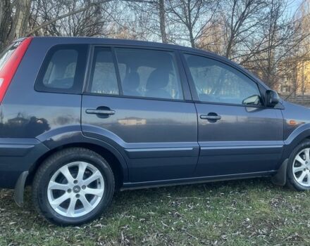 Сірий Форд Фьюжен, об'ємом двигуна 1.4 л та пробігом 139 тис. км за 5800 $, фото 4 на Automoto.ua