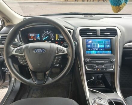 Форд Фьюжн 2017 в Кропивницком (Кировограде) на Automoto.ua Серый Форд Фьюжн, объемом двигателя 2.5 л и пробегом 97 тыс. км за 12400 $, фото 2 на Automoto.ua