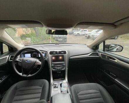 Форд Фьюжн 2017 в Одессе на Automoto.ua Серый Форд Фьюжн, объемом двигателя 1.5 л и пробегом 165 тыс. км за 11300 $, фото 4 на Automoto.ua