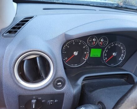 Серый Форд Фьюжн, объемом двигателя 1.2 л и пробегом 98 тыс. км за 5300 $, фото 6 на Automoto.ua