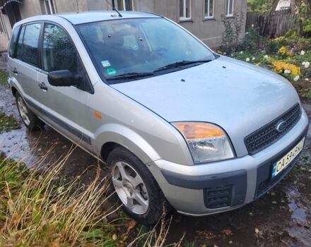 Серый Форд Фьюжн, объемом двигателя 1.2 л и пробегом 98 тыс. км за 5300 $, фото 2 на Automoto.ua