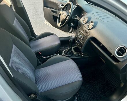 Сірий Форд Фьюжен, об'ємом двигуна 1.4 л та пробігом 240 тис. км за 5200 $, фото 14 на Automoto.ua