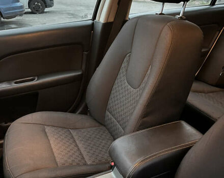 Сірий Форд Фьюжен, об'ємом двигуна 2.49 л та пробігом 140 тис. км за 7000 $, фото 32 на Automoto.ua