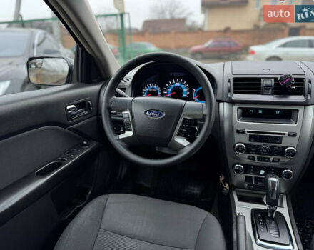 Сірий Форд Фьюжен, об'ємом двигуна 2.5 л та пробігом 218 тис. км за 5950 $, фото 18 на Automoto.ua