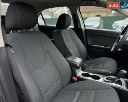 Сірий Форд Фьюжен, об'ємом двигуна 2.5 л та пробігом 218 тис. км за 5950 $, фото 33 на Automoto.ua