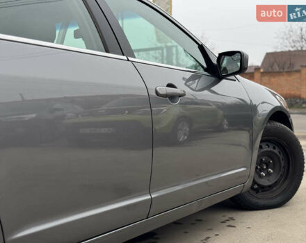 Сірий Форд Фьюжен, об'ємом двигуна 2.5 л та пробігом 218 тис. км за 5950 $, фото 15 на Automoto.ua