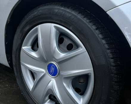 Сірий Форд Фьюжен, об'ємом двигуна 2.49 л та пробігом 140 тис. км за 7000 $, фото 19 на Automoto.ua