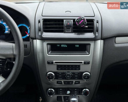 Сірий Форд Фьюжен, об'ємом двигуна 2.5 л та пробігом 218 тис. км за 5950 $, фото 20 на Automoto.ua