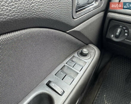 Сірий Форд Фьюжен, об'ємом двигуна 2.49 л та пробігом 138 тис. км за 6900 $, фото 15 на Automoto.ua