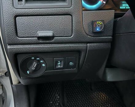 Сірий Форд Фьюжен, об'ємом двигуна 2.49 л та пробігом 140 тис. км за 7000 $, фото 22 на Automoto.ua