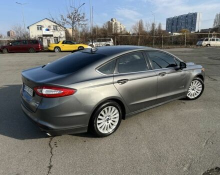 Серый Форд Фьюжн, объемом двигателя 2 л и пробегом 205 тыс. км за 11300 $, фото 3 на Automoto.ua