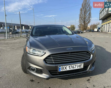 Сірий Форд Фьюжен, об'ємом двигуна 2 л та пробігом 205 тис. км за 11200 $, фото 1 на Automoto.ua