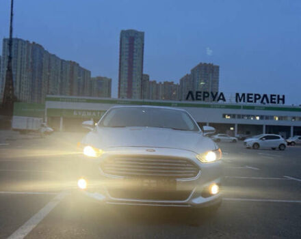 Серый Форд Фьюжн, объемом двигателя 0 л и пробегом 181 тыс. км за 11400 $, фото 3 на Automoto.ua