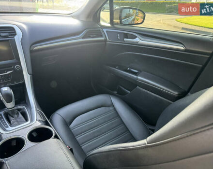 Серый Форд Фьюжн, объемом двигателя 2.49 л и пробегом 205 тыс. км за 9000 $, фото 19 на Automoto.ua