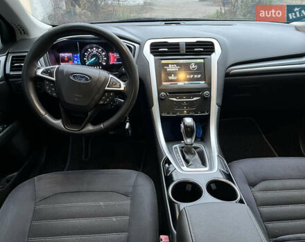 Серый Форд Фьюжн, объемом двигателя 2.49 л и пробегом 195 тыс. км за 9200 $, фото 18 на Automoto.ua