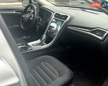 Серый Форд Фьюжн, объемом двигателя 2.5 л и пробегом 235 тыс. км за 7999 $, фото 11 на Automoto.ua