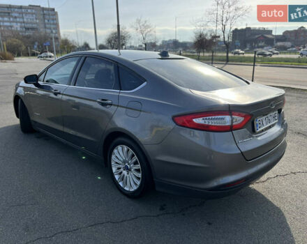 Сірий Форд Фьюжен, об'ємом двигуна 2 л та пробігом 205 тис. км за 11200 $, фото 5 на Automoto.ua