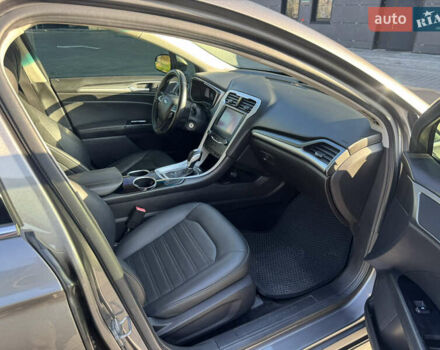 Серый Форд Фьюжн, объемом двигателя 2.49 л и пробегом 205 тыс. км за 9000 $, фото 15 на Automoto.ua