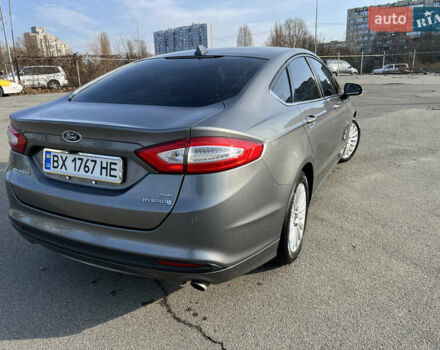 Сірий Форд Фьюжен, об'ємом двигуна 2 л та пробігом 205 тис. км за 11200 $, фото 7 на Automoto.ua