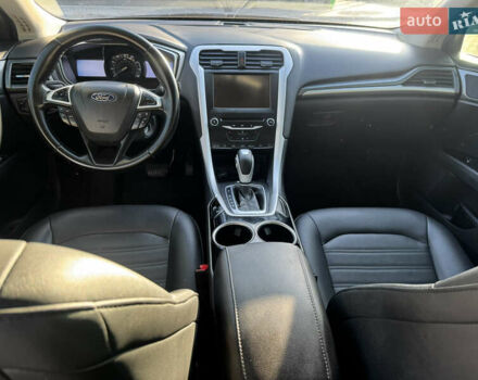 Серый Форд Фьюжн, объемом двигателя 2.49 л и пробегом 205 тыс. км за 9000 $, фото 11 на Automoto.ua