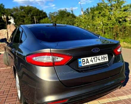 Серый Форд Фьюжн, объемом двигателя 2.5 л и пробегом 264 тыс. км за 9000 $, фото 4 на Automoto.ua