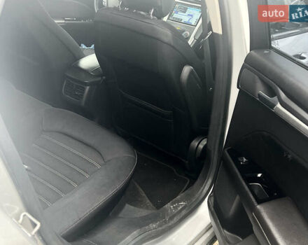 Серый Форд Фьюжн, объемом двигателя 2.5 л и пробегом 235 тыс. км за 7999 $, фото 14 на Automoto.ua