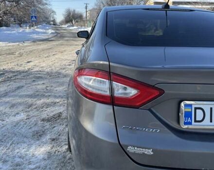 Сірий Форд Фьюжен, об'ємом двигуна 2 л та пробігом 150 тис. км за 11100 $, фото 8 на Automoto.ua