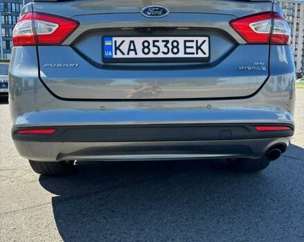 Серый Форд Фьюжн, объемом двигателя 2 л и пробегом 178 тыс. км за 13500 $, фото 4 на Automoto.ua