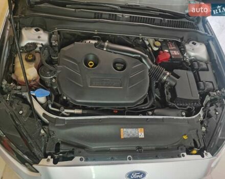 Серый Форд Фьюжн, объемом двигателя 2 л и пробегом 120 тыс. км за 10300 $, фото 4 на Automoto.ua