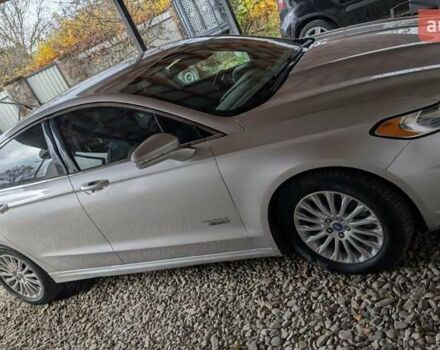 Сірий Форд Фьюжен, об'ємом двигуна 2 л та пробігом 235 тис. км за 12000 $, фото 5 на Automoto.ua